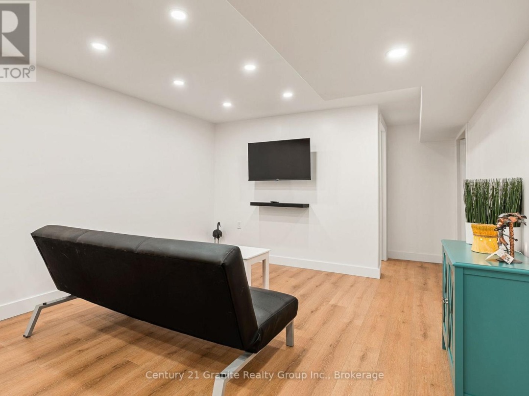 122 SUTER DRIVE, 