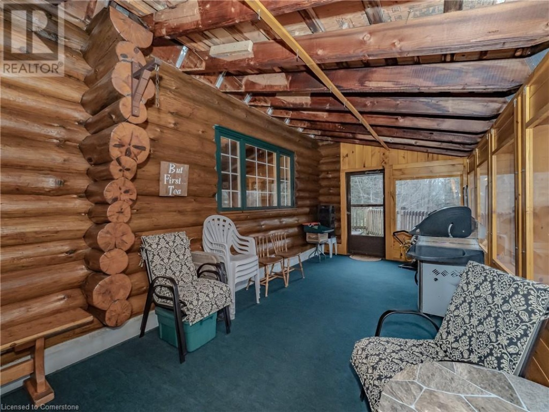 1696 HIGHWAY 118 E, 