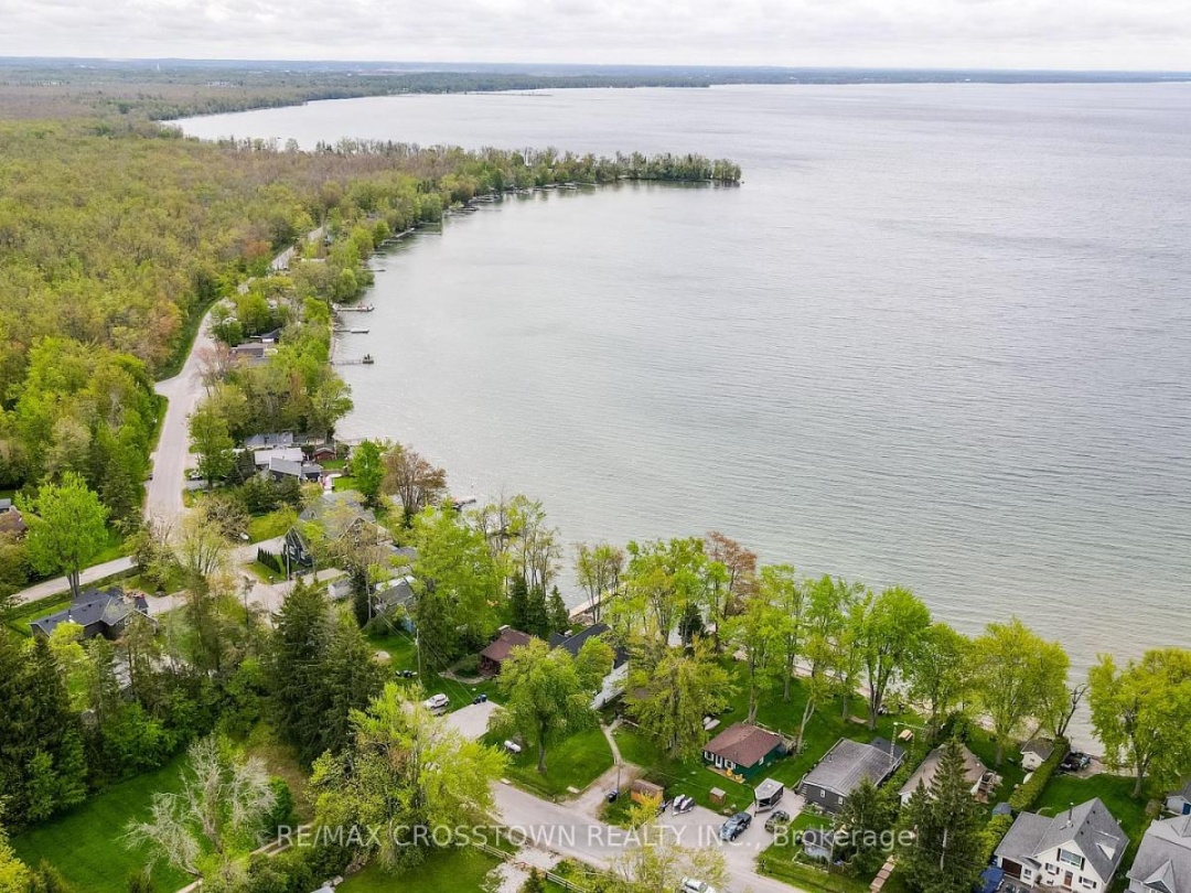 3822 Glenrest Drive, Lake Simcoe