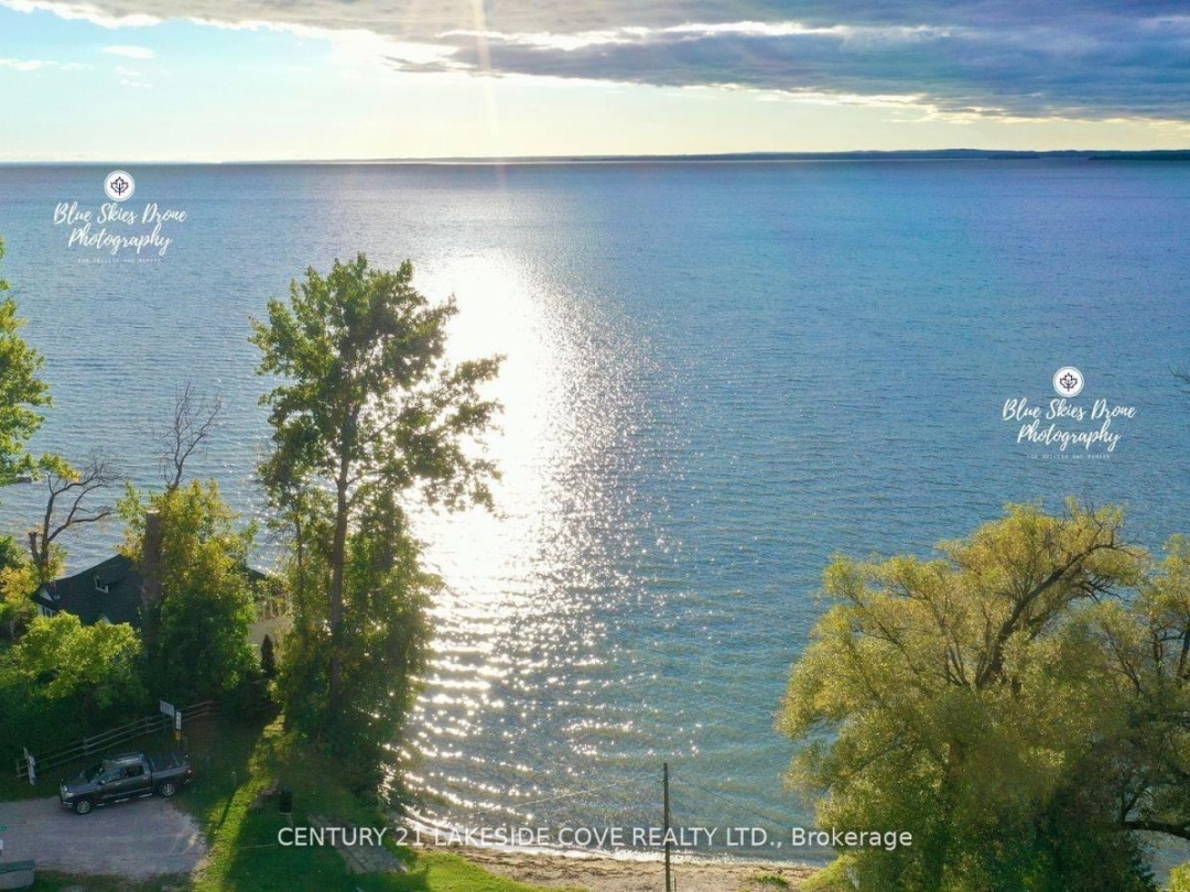 19 4 Paradise Boulevard, Lake Simcoe