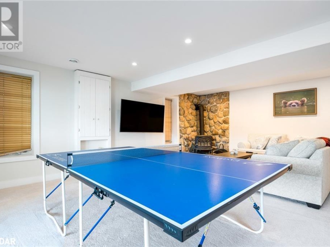 3352 Russell Drive, Gloucester Pool