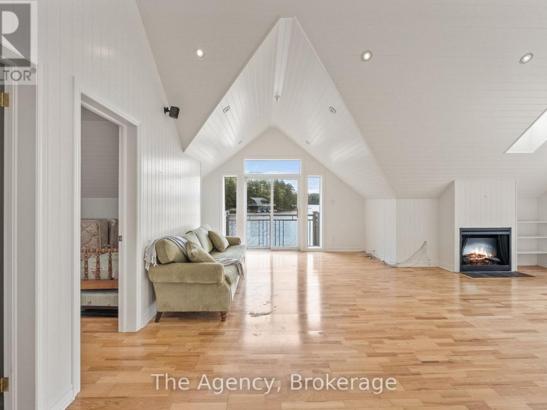 80 Tall Timbers Road, Lake Joseph