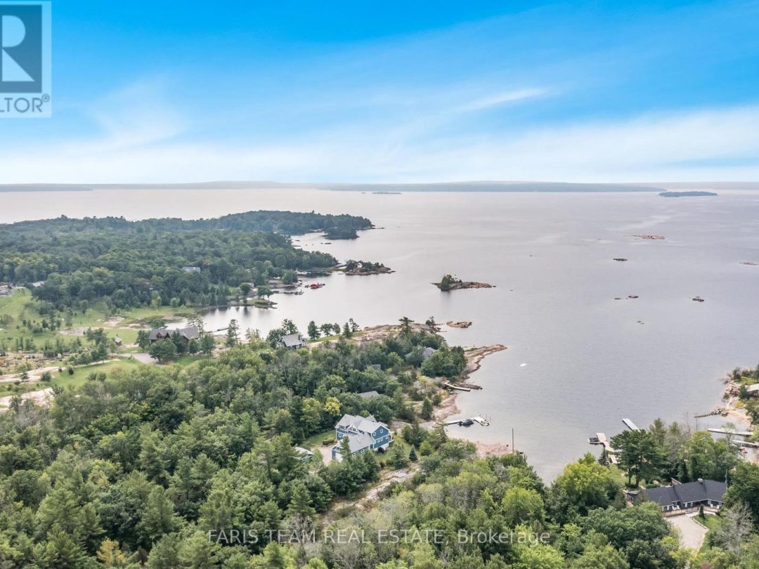 70 Kamenni Bay Road, Georgian Bay
