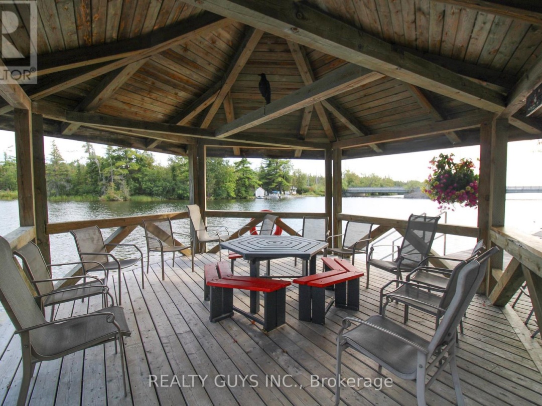 #204 - 200 EAST STREET S, 