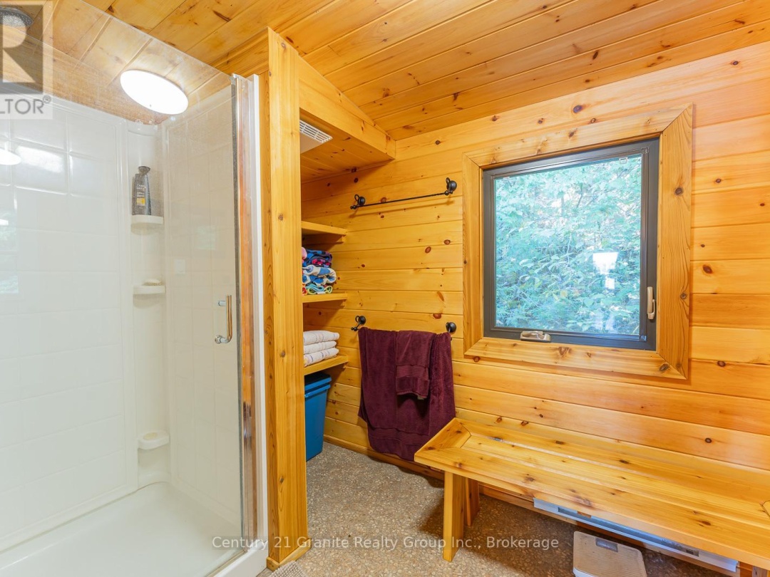 118 Griffin Drive, Four Mile Lake