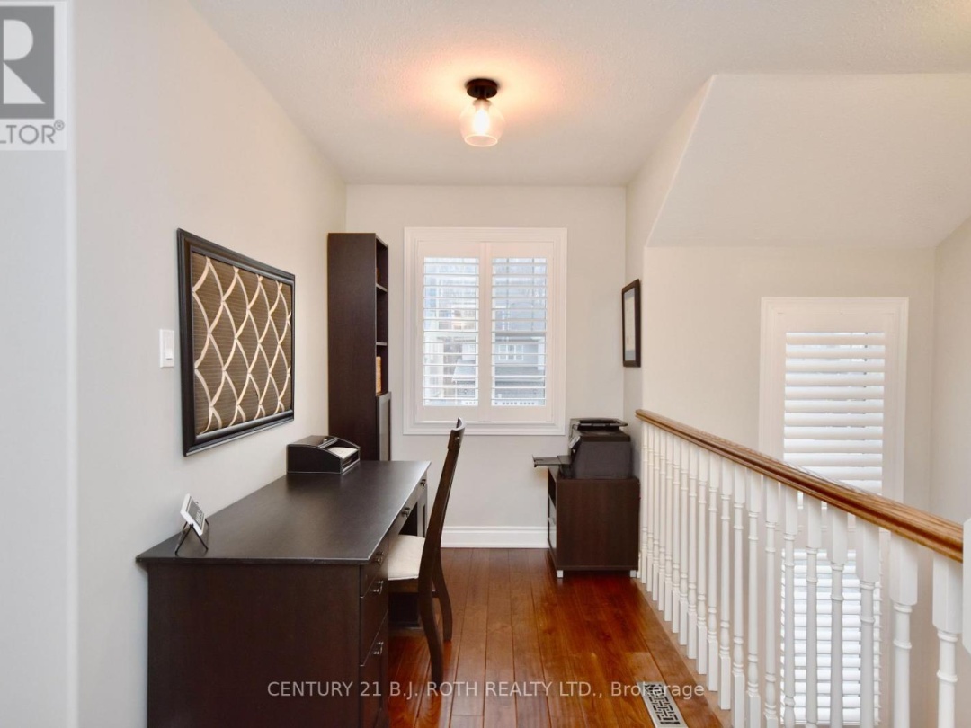 3089 EMPEROR DRIVE, 