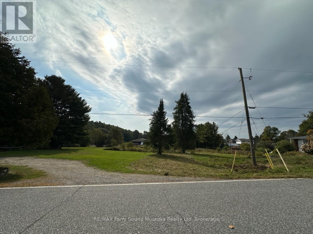 63 Pineridge Drive, McDougall