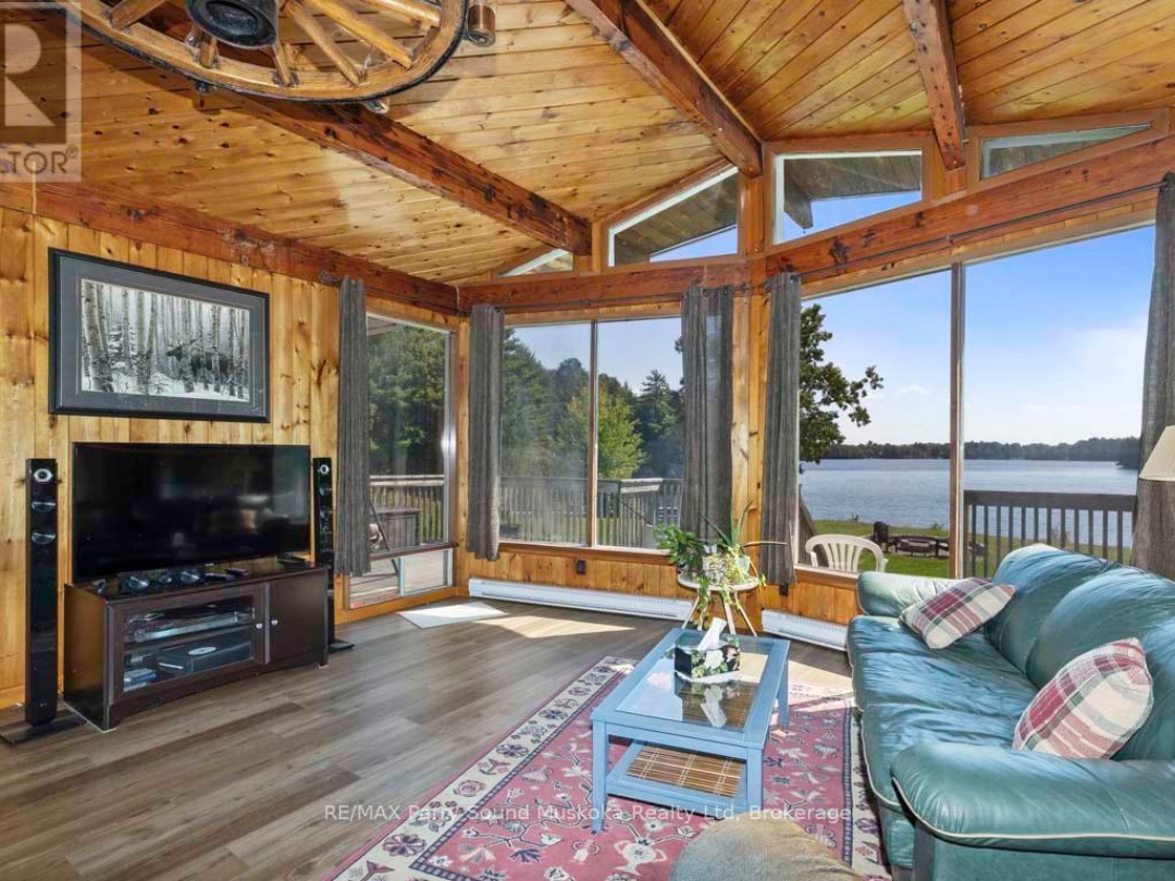 122 GREY OWL ROAD, 