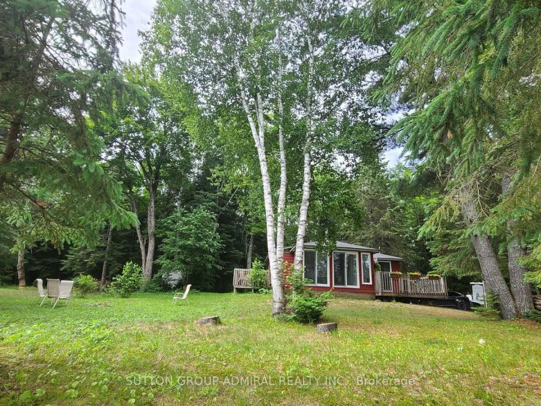 1047 Colony Trail, Lake Muskoka