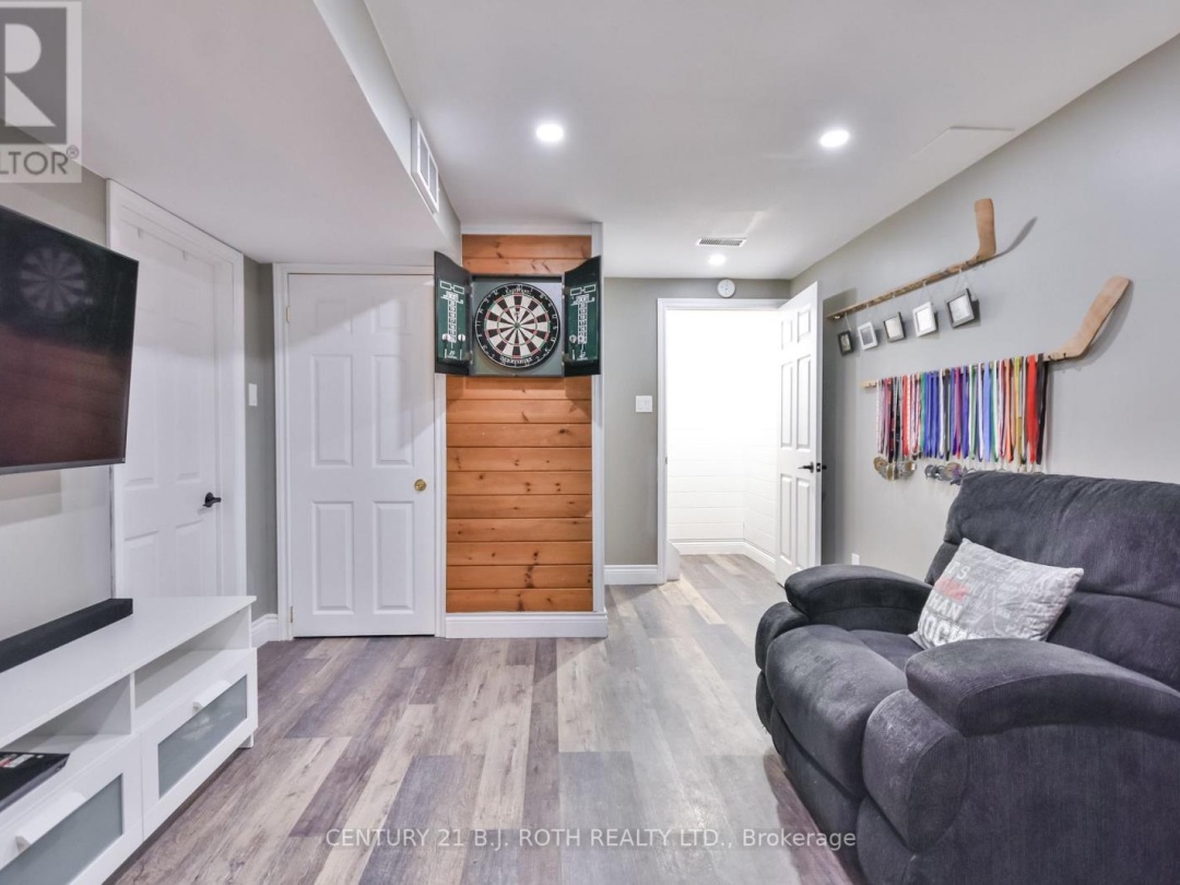 41 HURONWOODS DRIVE, 