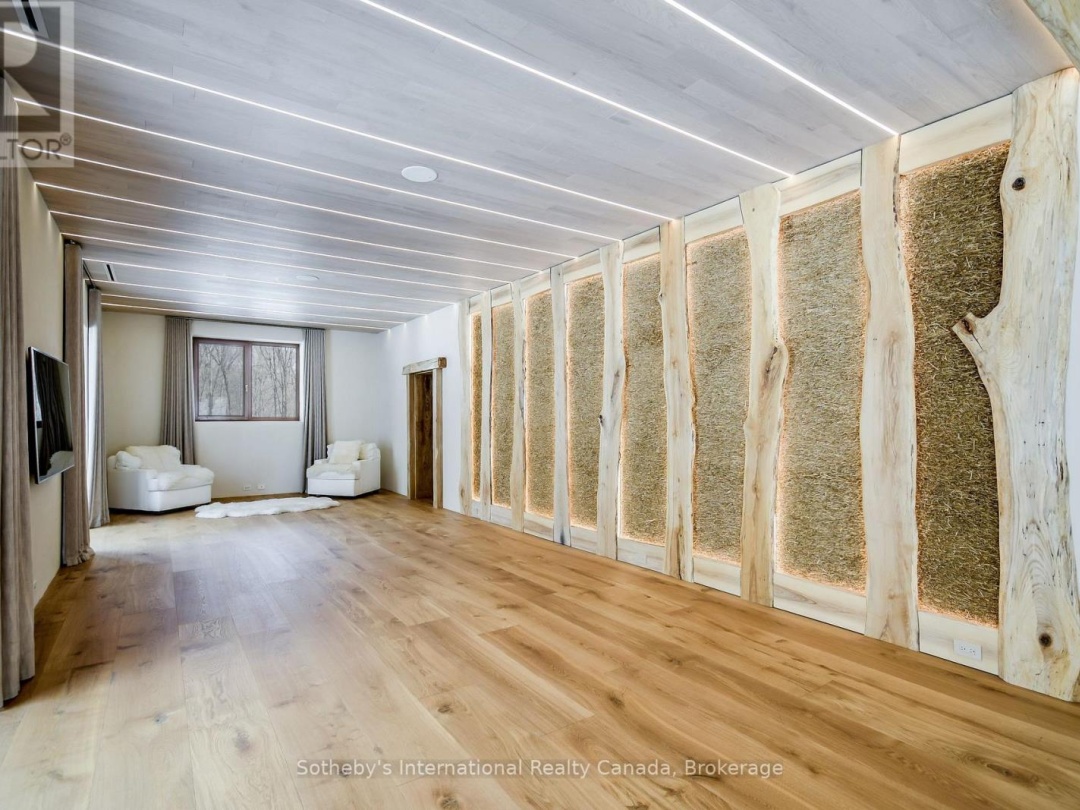 1739 Trapper's Trail Road, Miskwabi Lake