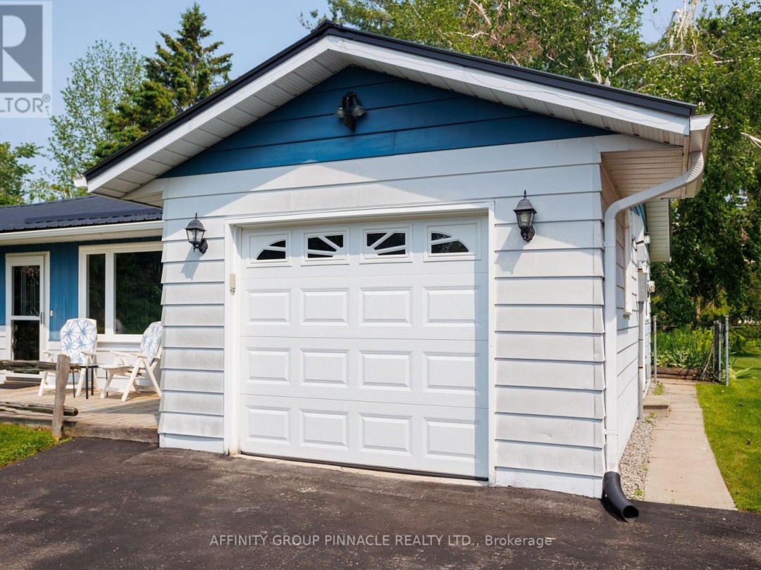46 Maplewood Avenue, Lake Simcoe
