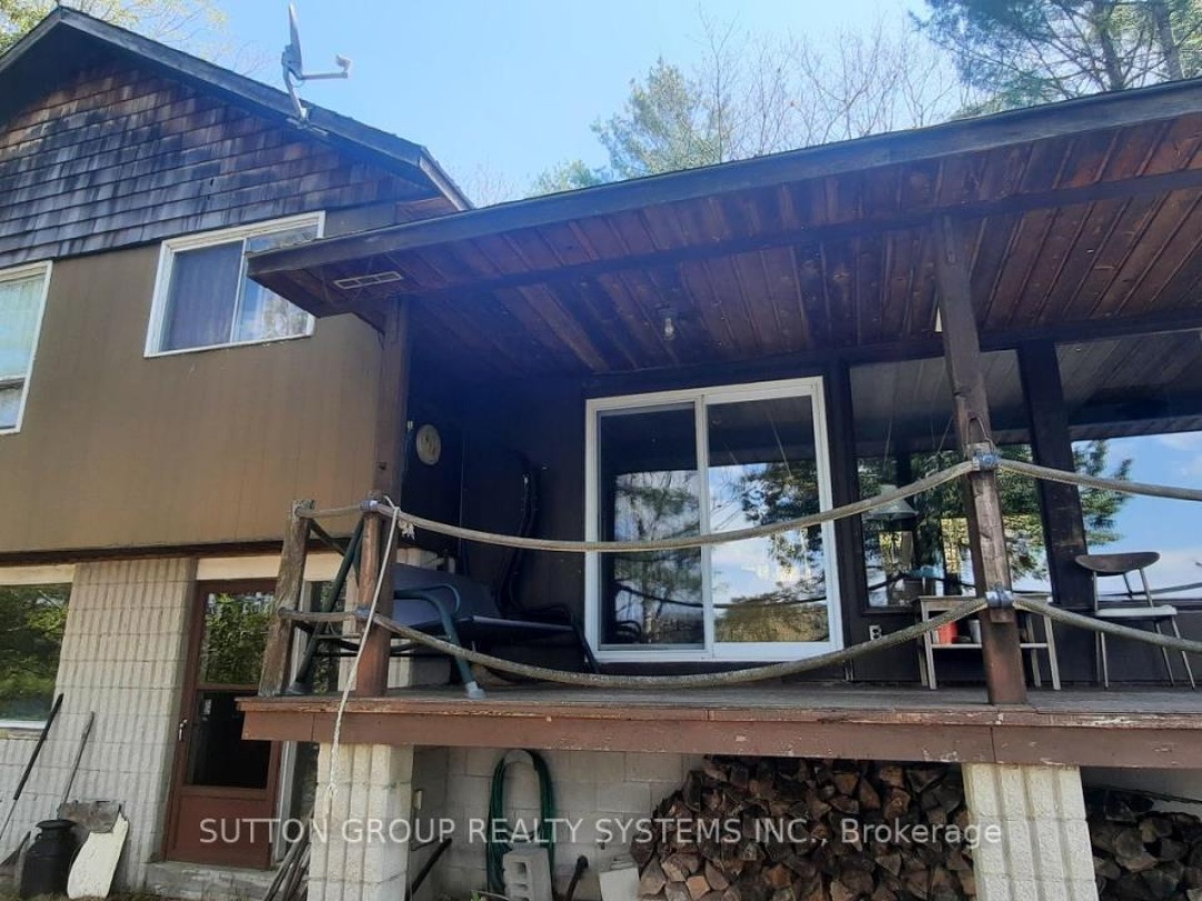 55 Healey Lake Water, Healey Lake