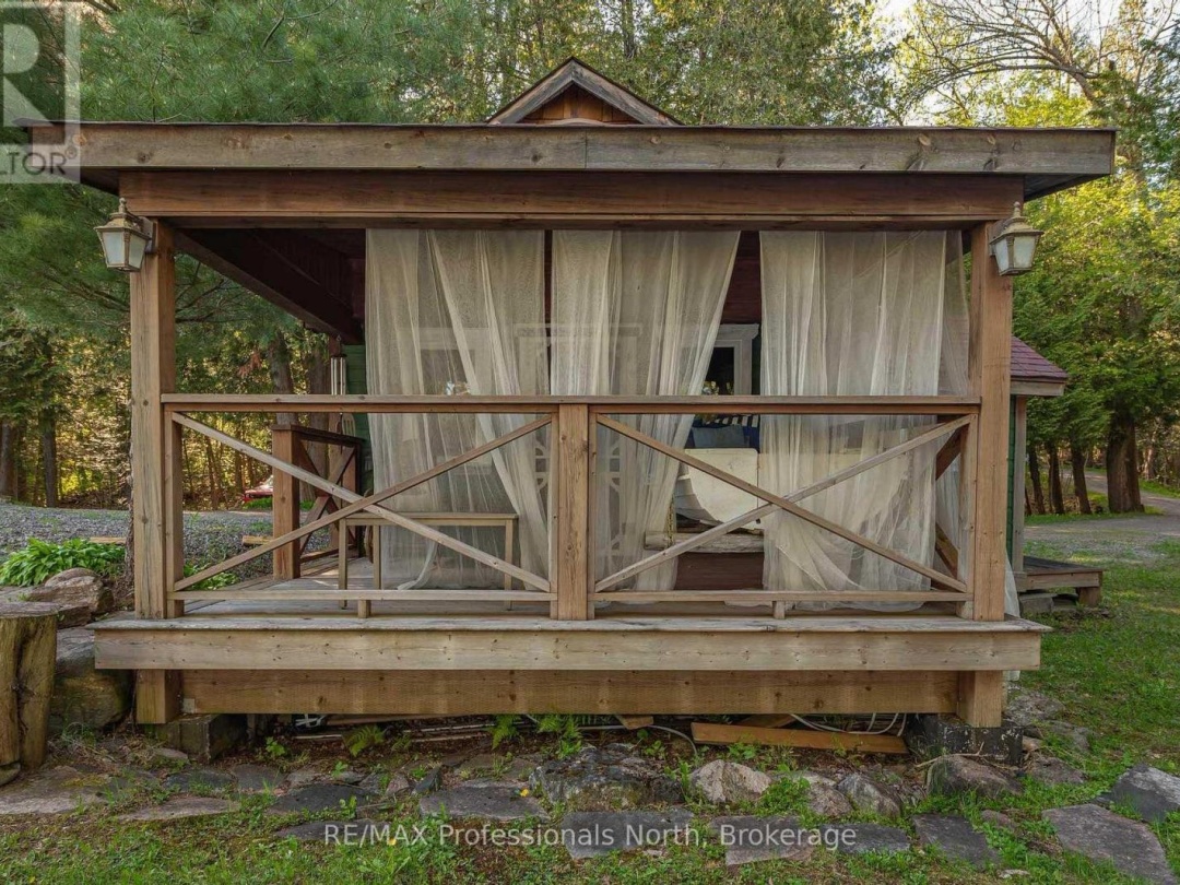 1484 Bat Lake Road, Canning Lake