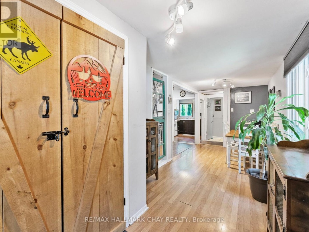 4310 Canal Road, Severn Lake