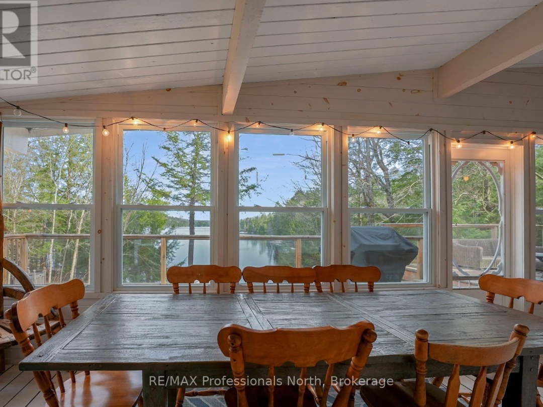 2787 Watts Road, Kennisis Lake