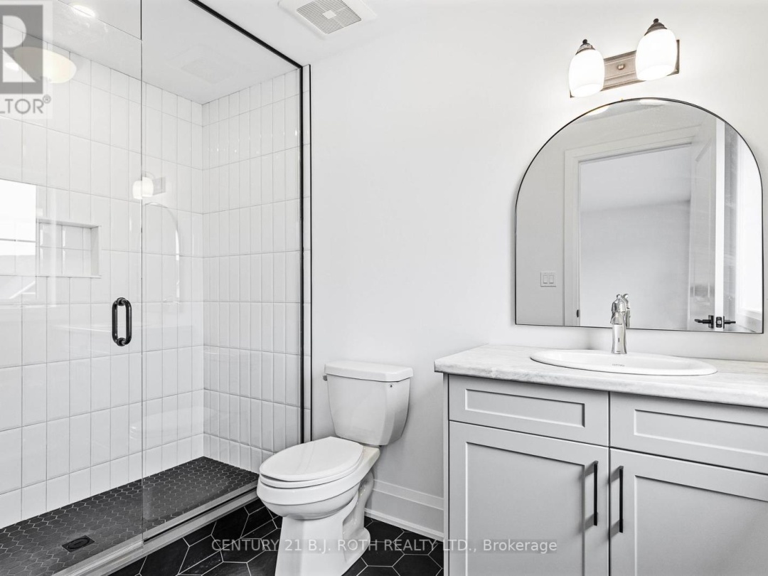 8 CLYDESDALE COURT, 