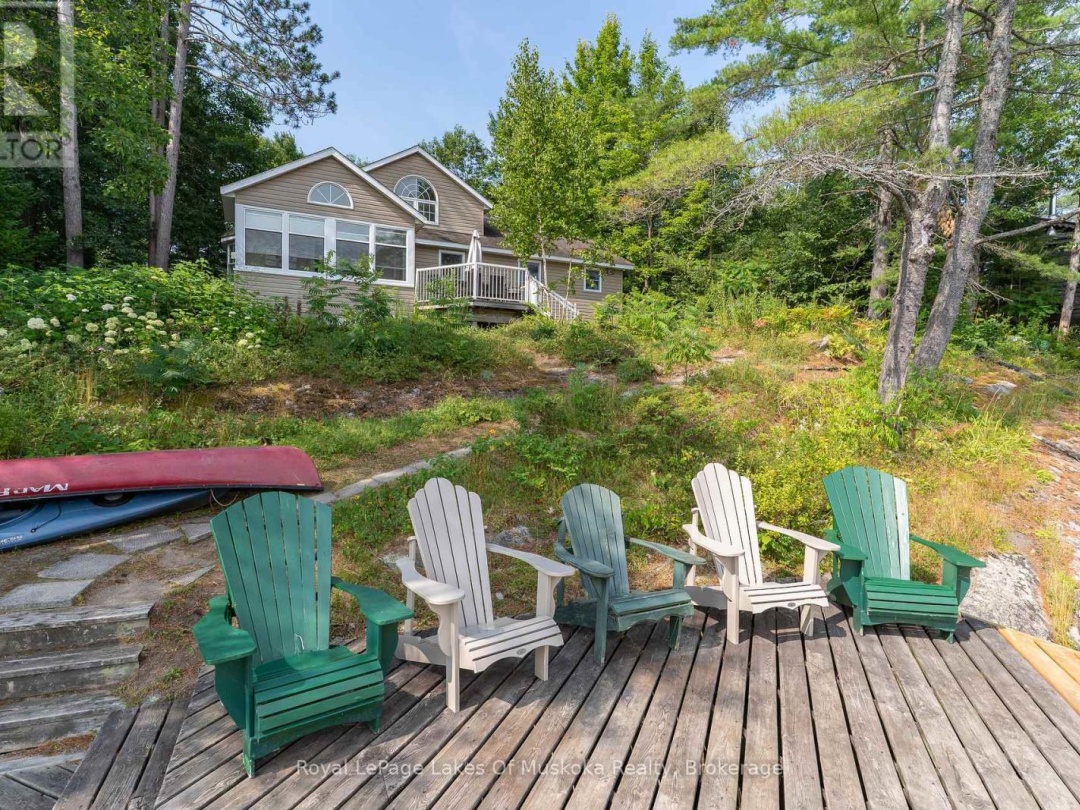49 PINETREE ROAD, Loon Lake