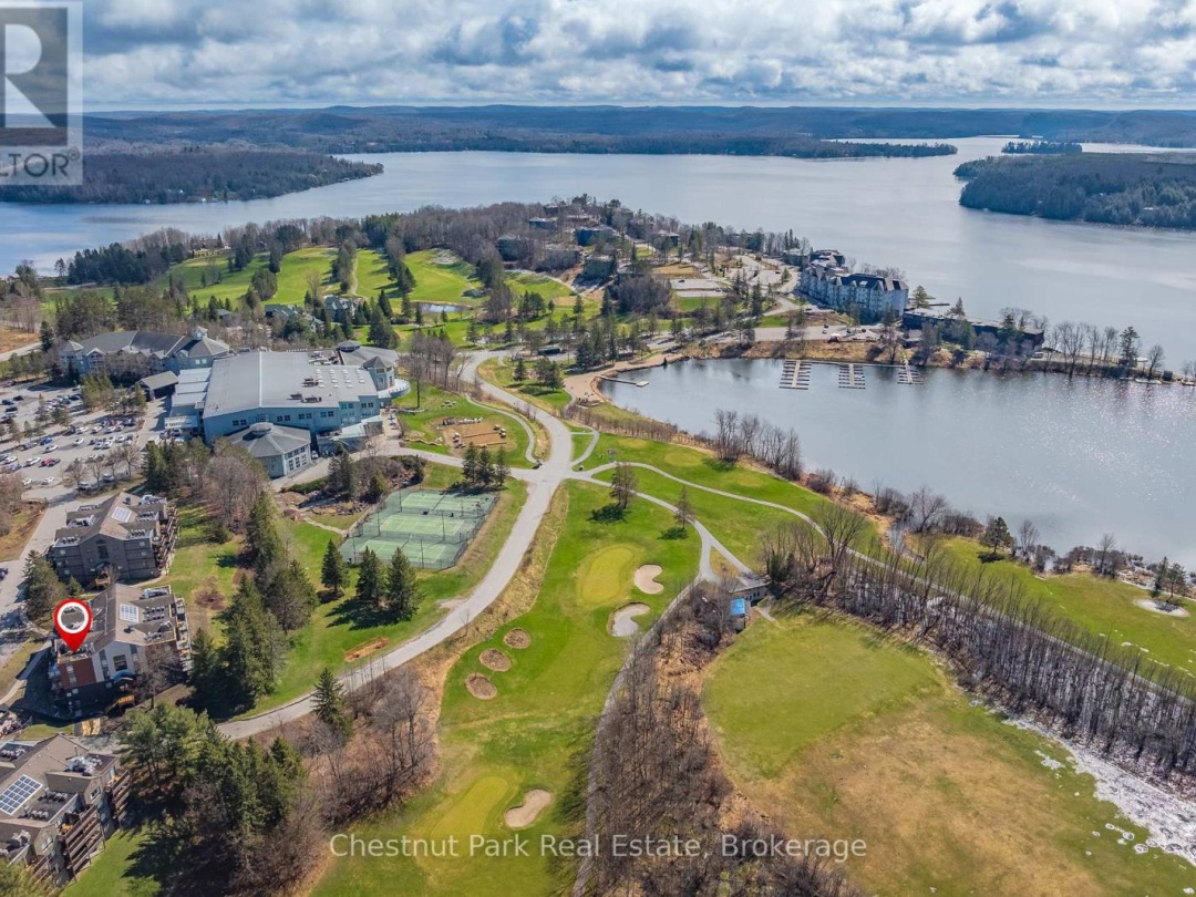 52 107 1235 Deerhurst Drive, Peninsula Lake