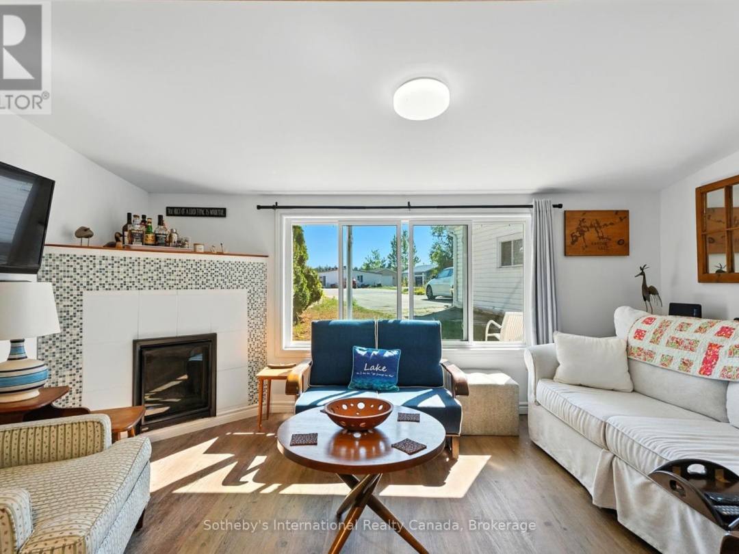 1118 SOUTH KAHSHE LAKE ROAD, 