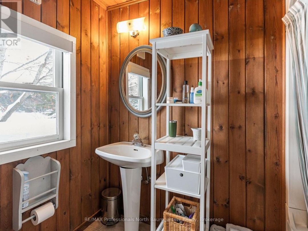 UNIT 4 - 2029 LITTLE HAWK LAKE ROAD, Little Hawk Lake
