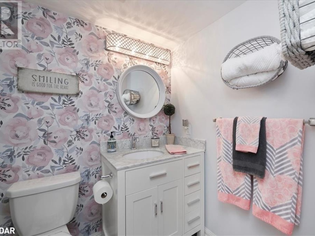 15 CARNOUSTIE Lane, 