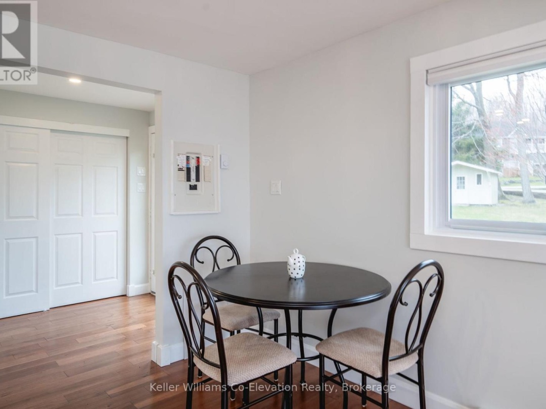 220 Robin's Point Road, Georgian Bay