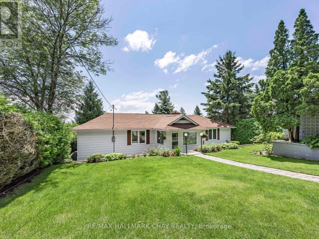 1125 WOODLAND DRIVE, Lake Simcoe