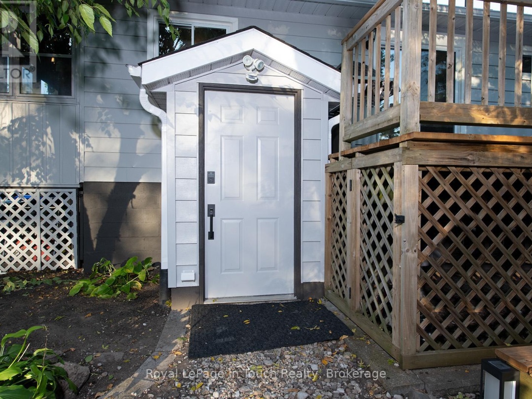 8 CYRIL MARTIN PLACE, 