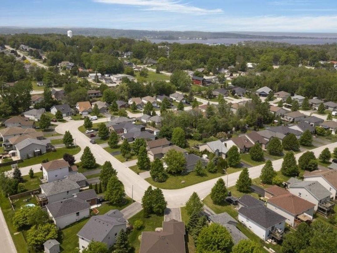 30 GEORGIAS Walk, 