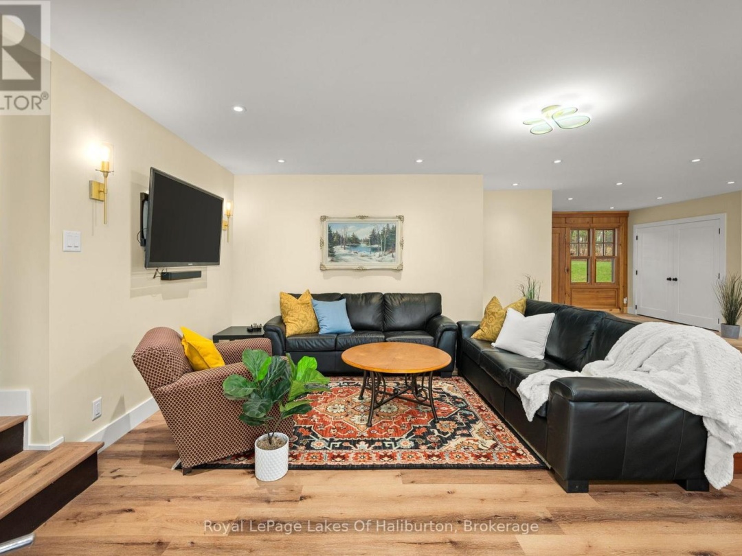 1073 GRASS LAKE ROAD, 