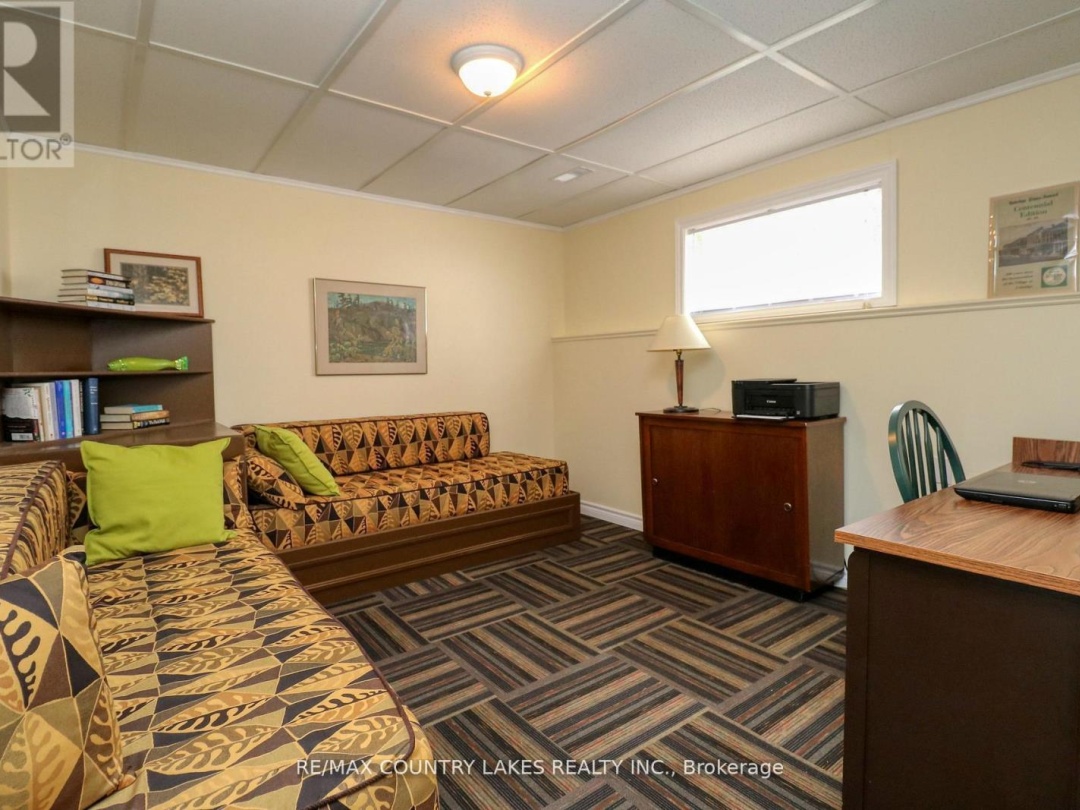 31 PORTAGE ROAD, 