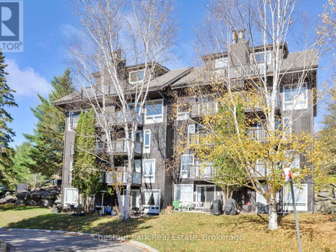 4 Turner Drive, Peninsula Lake