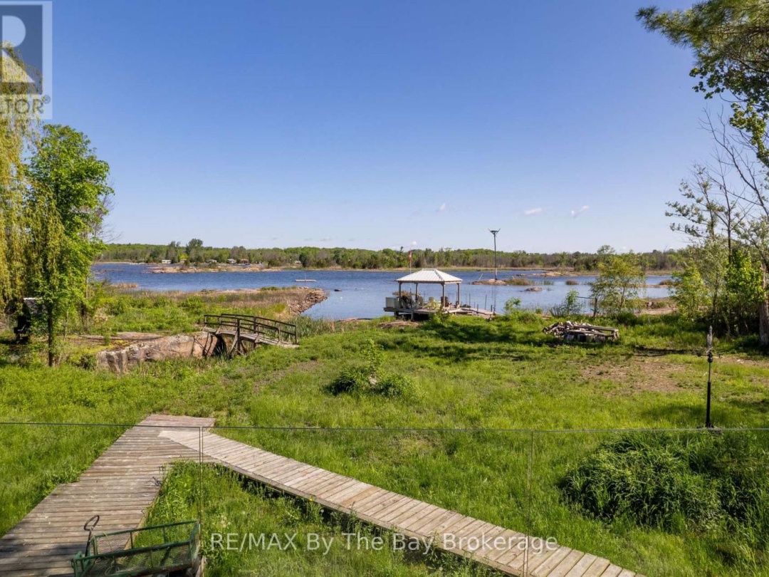 116 ISLAND 150/ BROSSEAU ISLAND, 