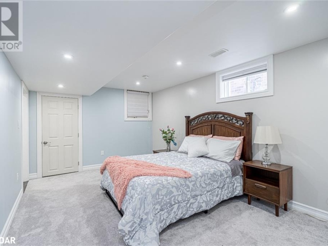 3069 Monarch Drive, Orillia