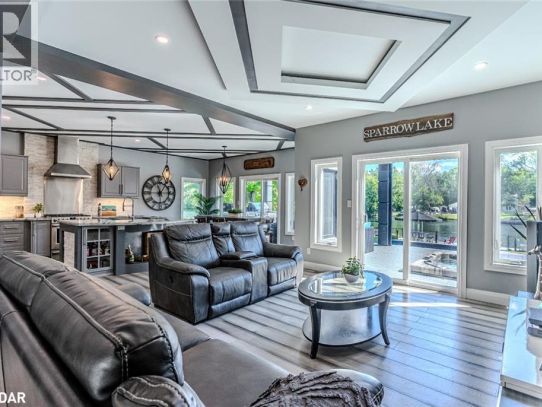 1657 PENINSULA POINT Road, 