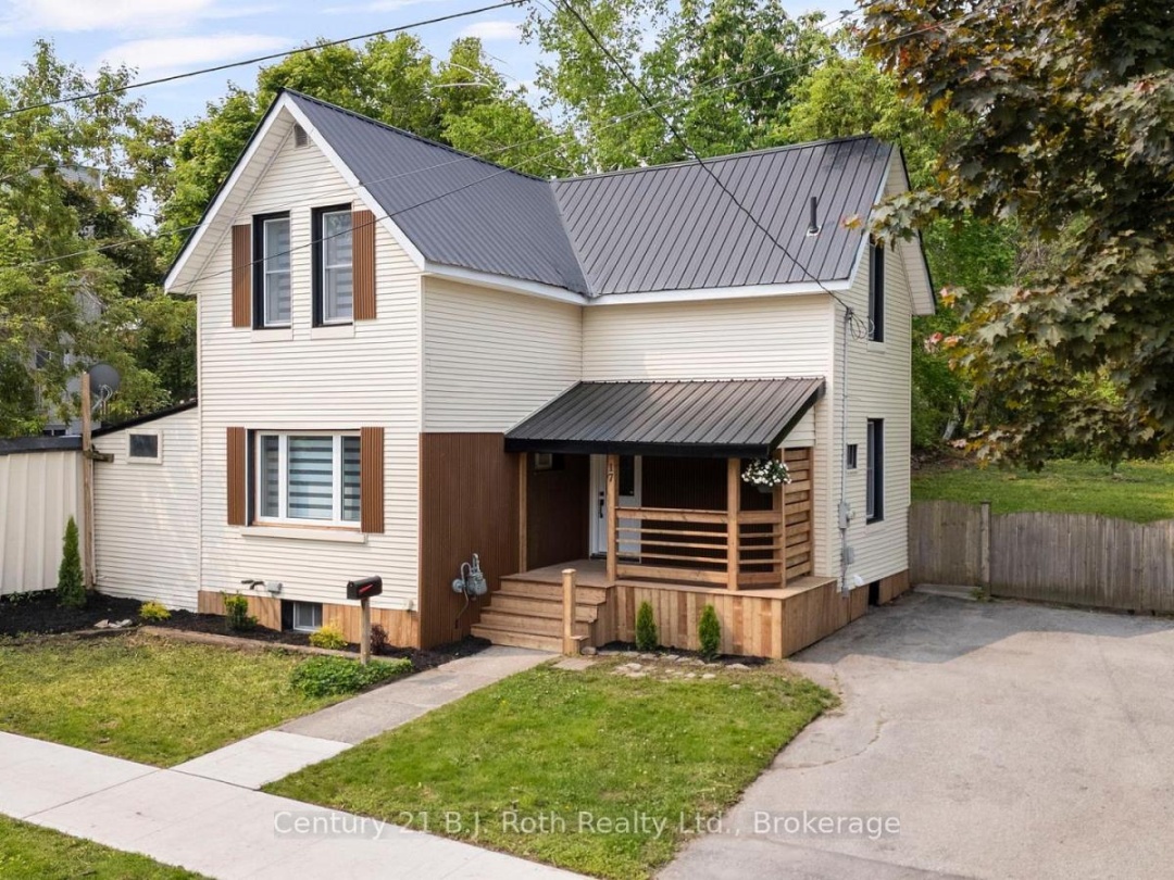 17 Douglas Street, Orillia