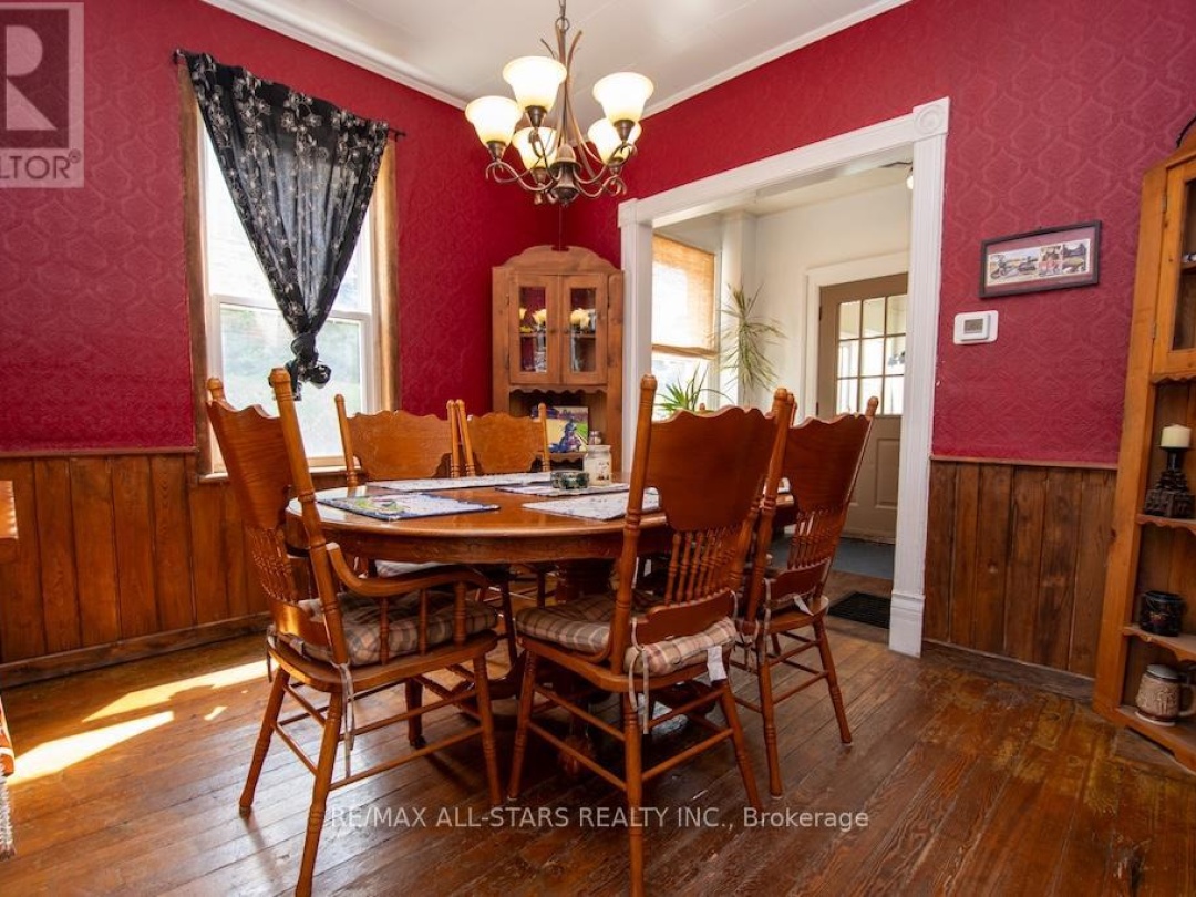 132 KING STREET, 