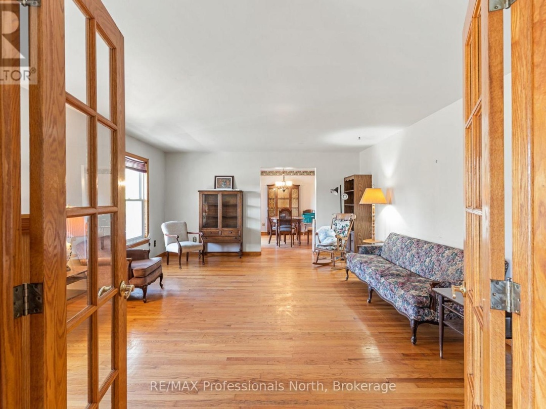 1415 SOUTH LAKE ROAD, 