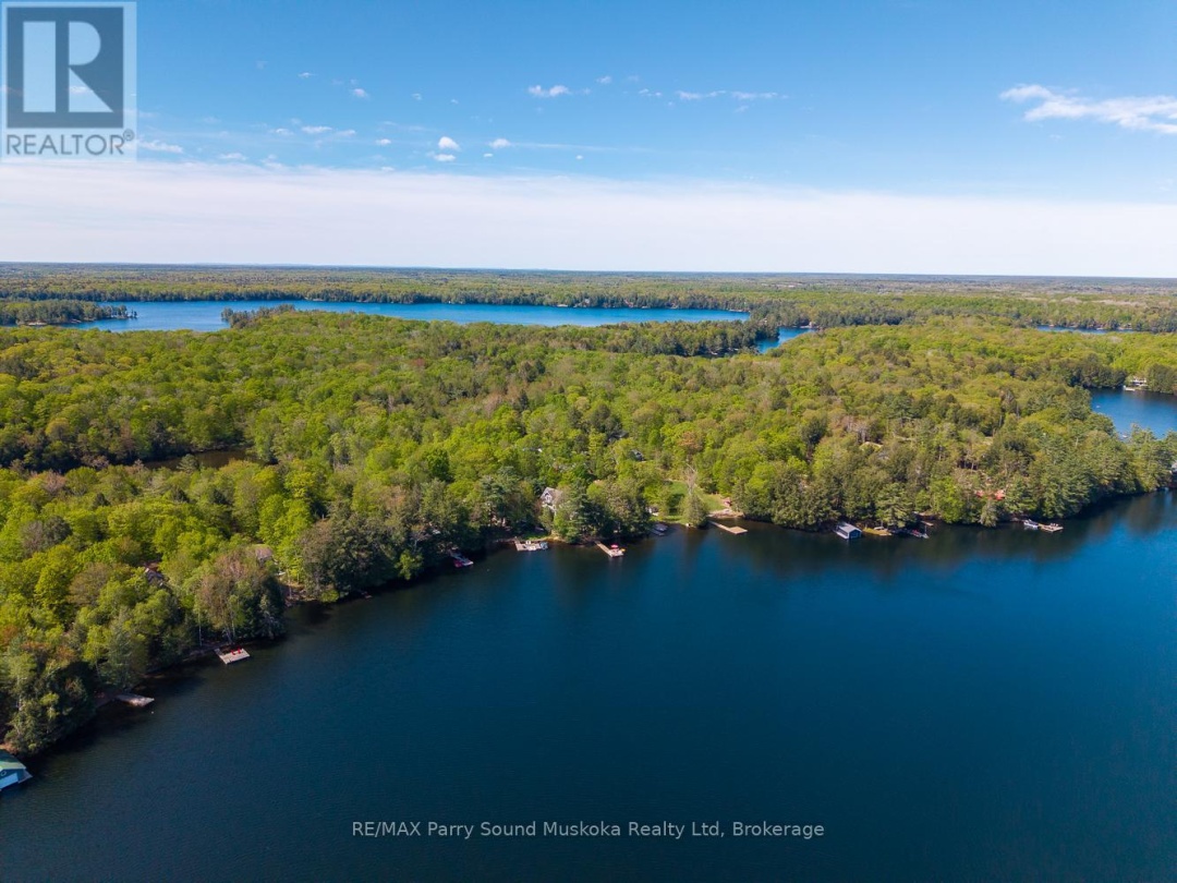 3 Maureen Drive, Little Whitefish Lake