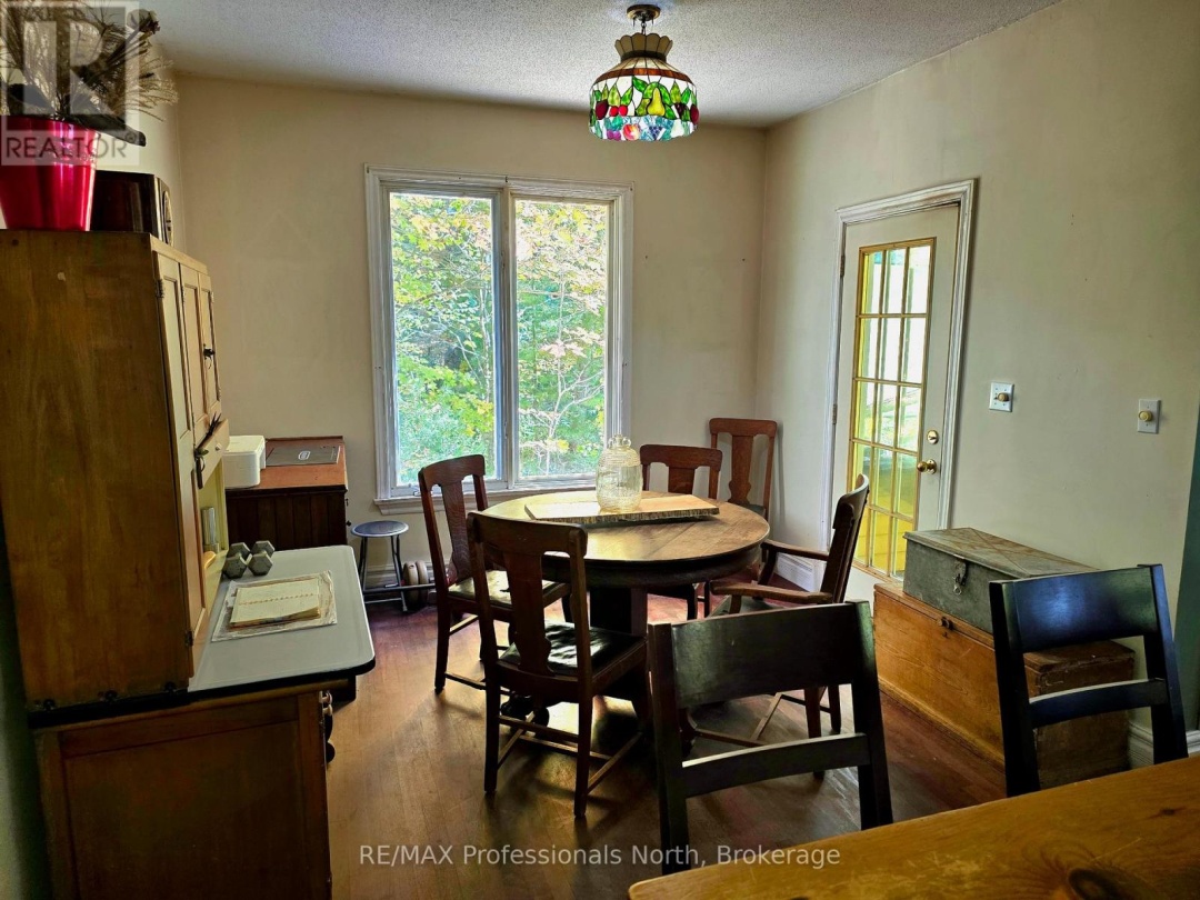 92 CONCESSION 2 & 3 ROAD W, 