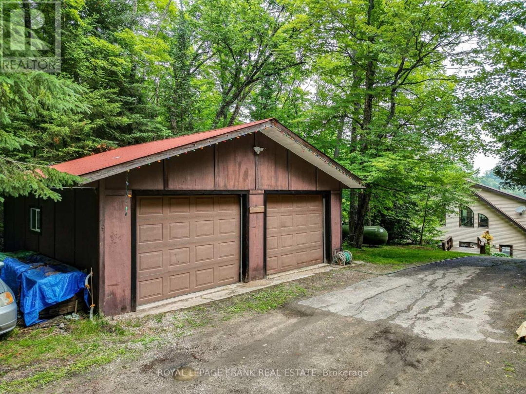 1013 MERRICK DRIVE, Wood Lake