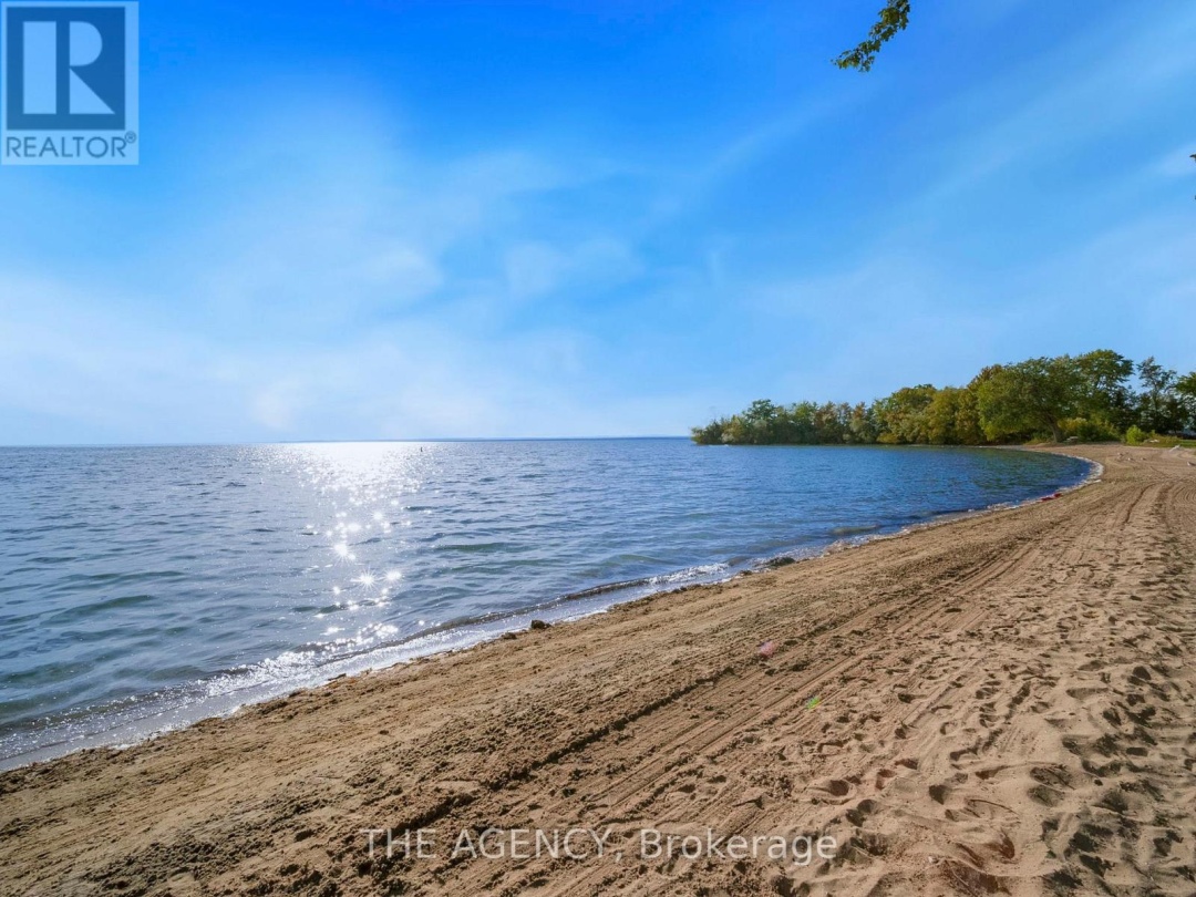 3963 Hilltop Road, Ramara