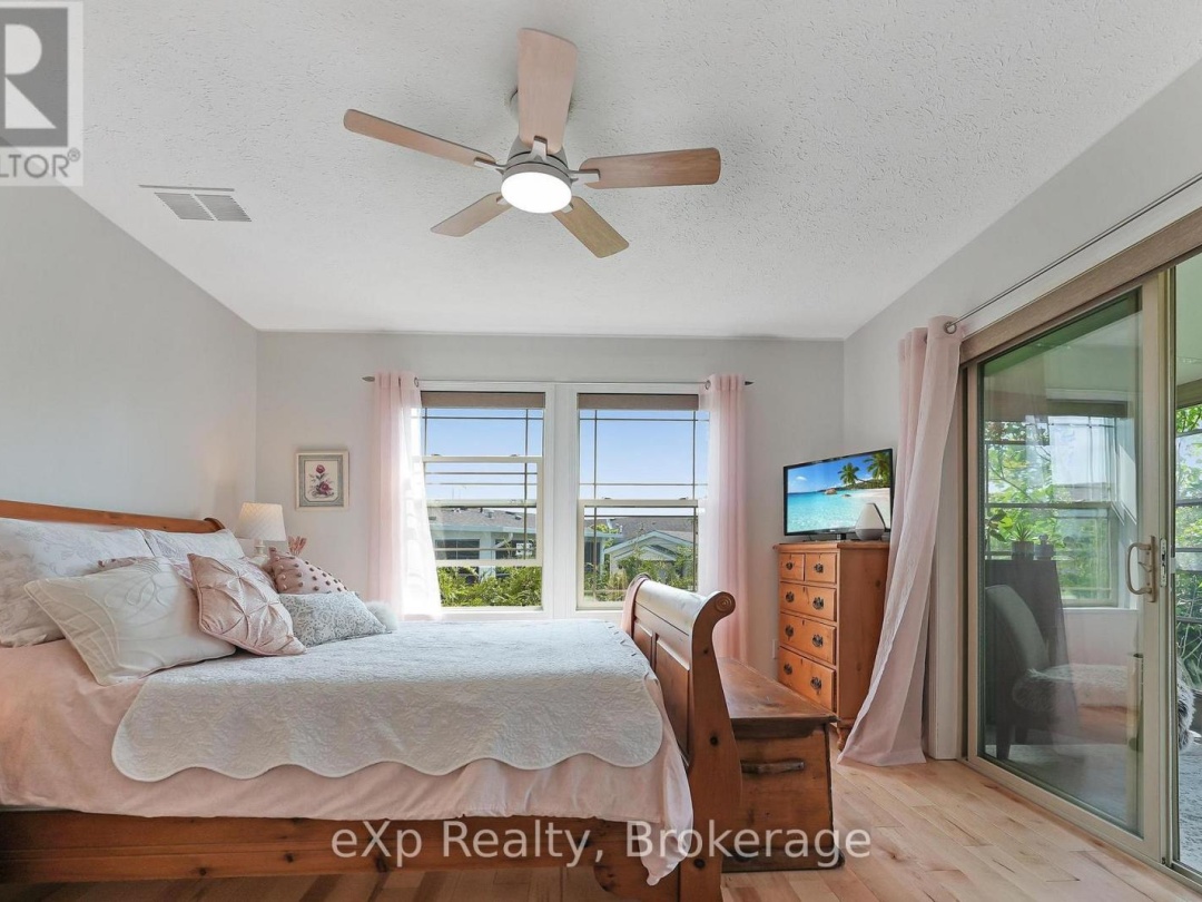 53 CREEKSIDE CIRCLE, 