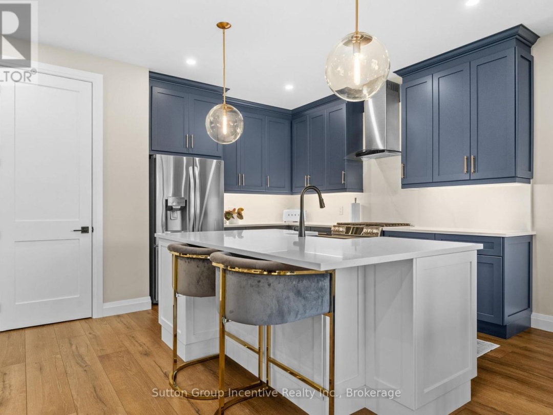 24 ST GEORGES COURT, 