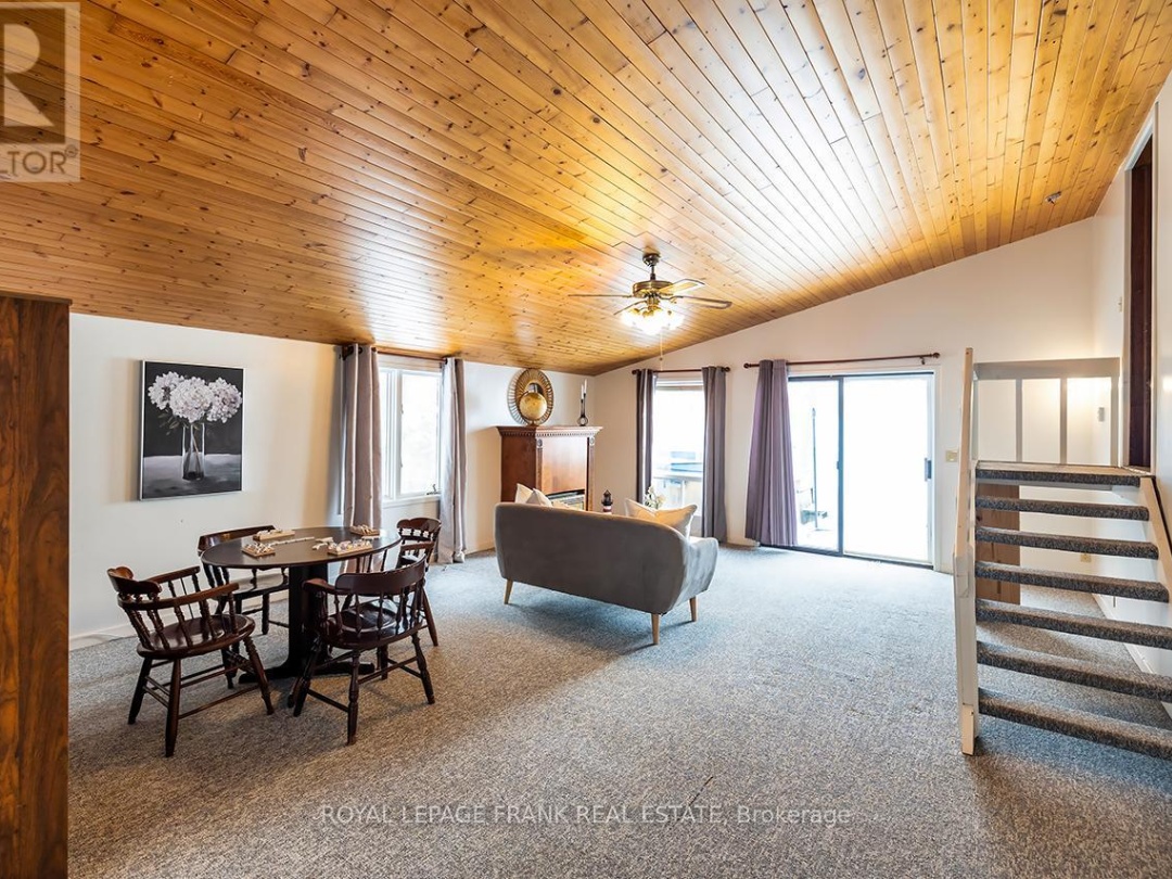 121 BALL POINT ROAD, Lake Scugog