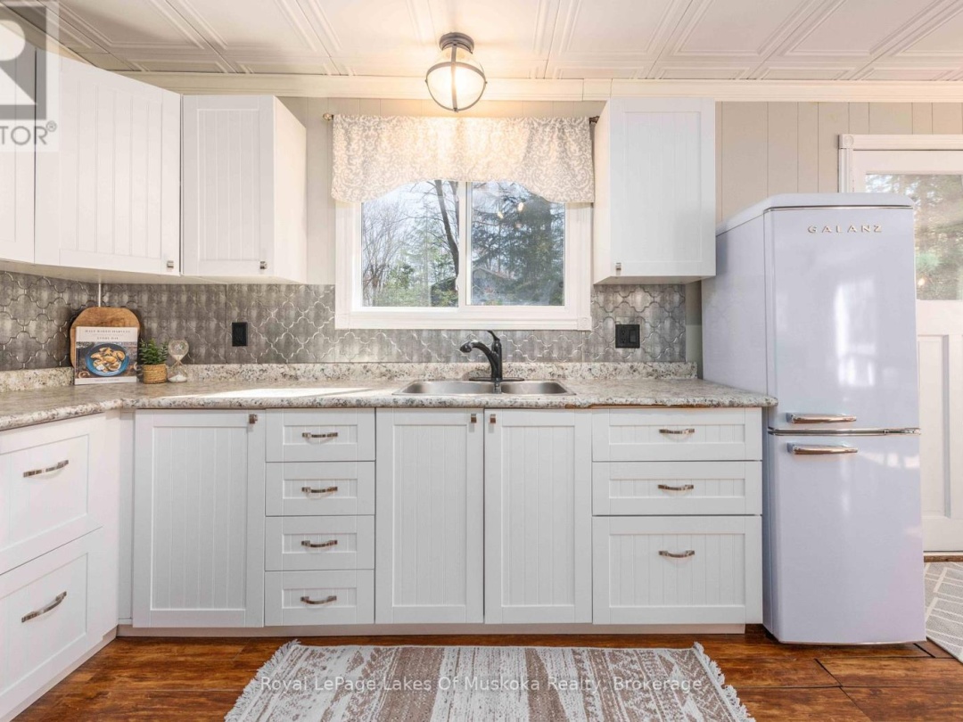 1582 Skyline Drive, Peninsula Lake