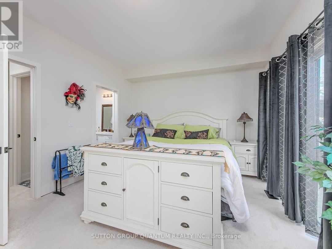 35 RUBY CRESCENT, Lake Simcoe