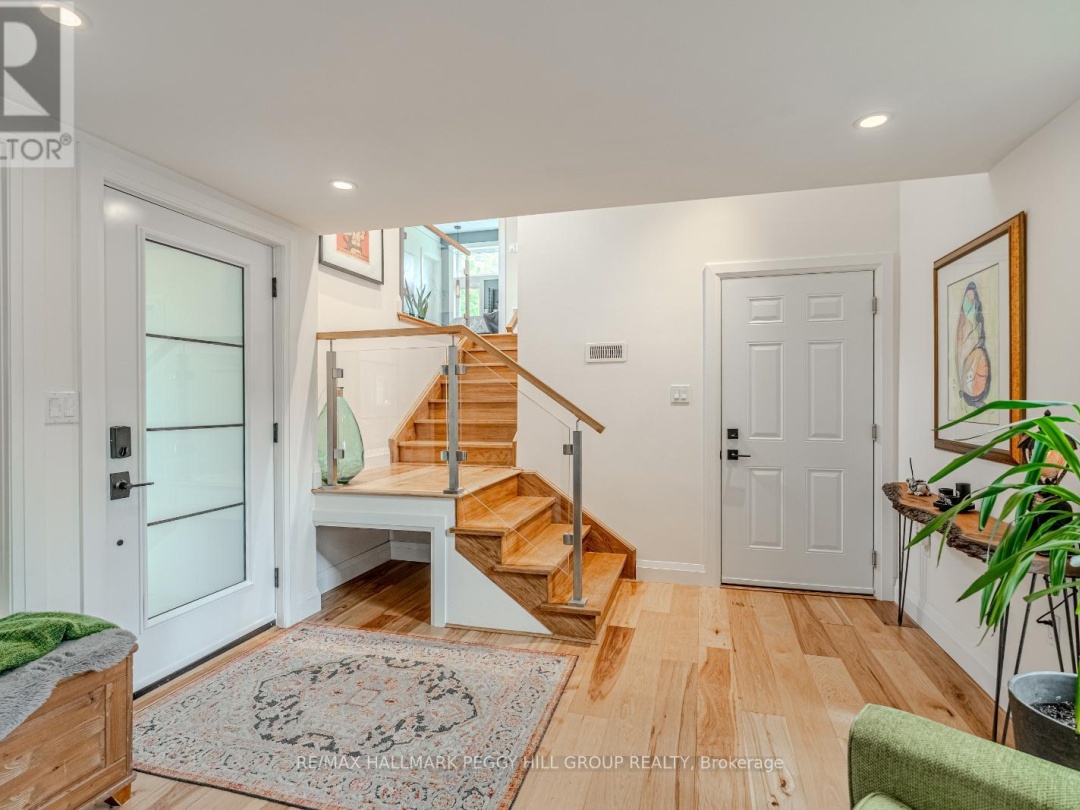 7952 Park Lane Crescent, Black Lake