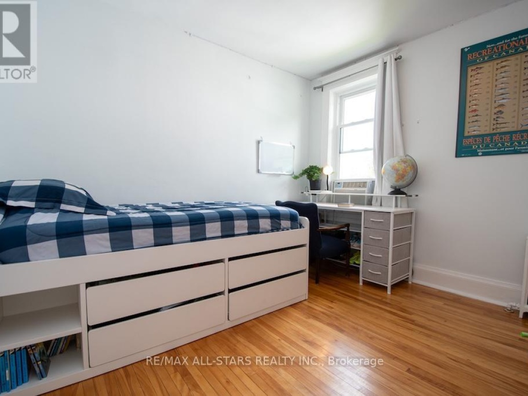 25 LOUISA STREET, 